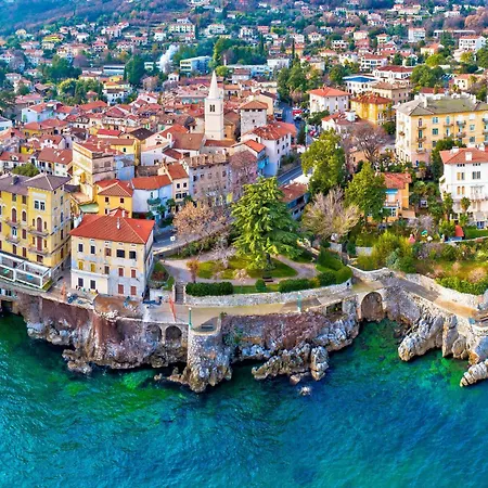 Mit Herrlicher Aussicht By Interhome Apartament