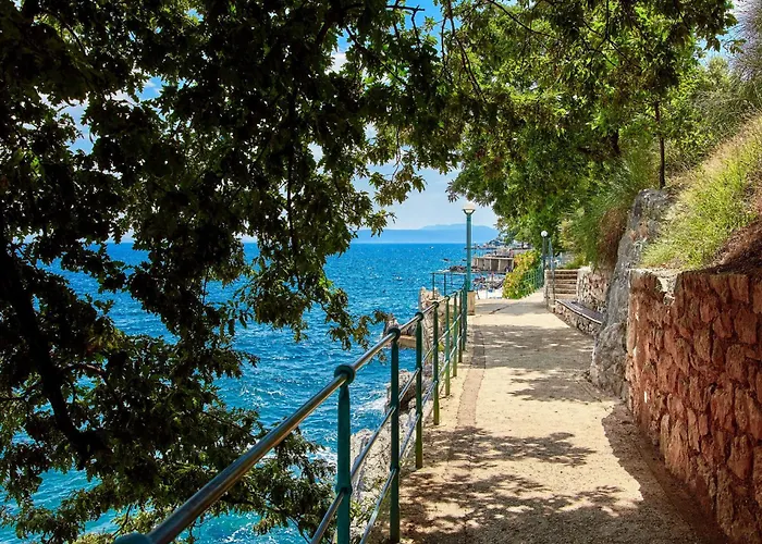 Mit Herrlicher Aussicht By Interhome Apartament Dobreć