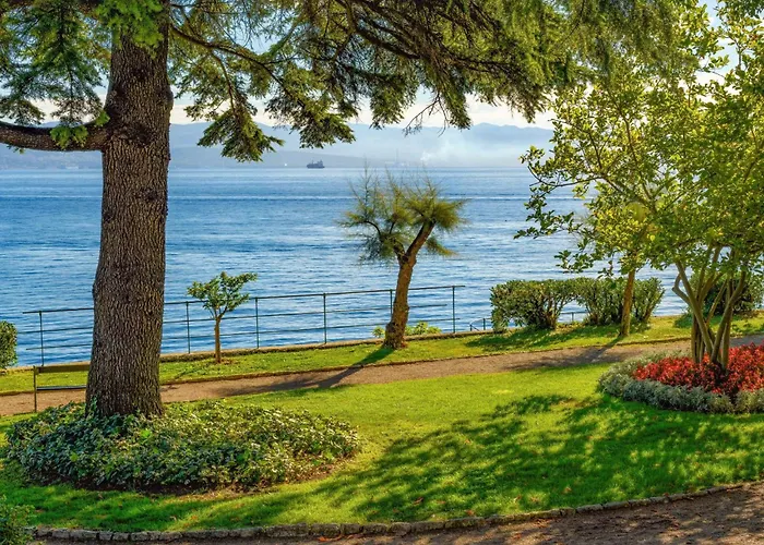 Mit Herrlicher Aussicht By Interhome * Dobrec